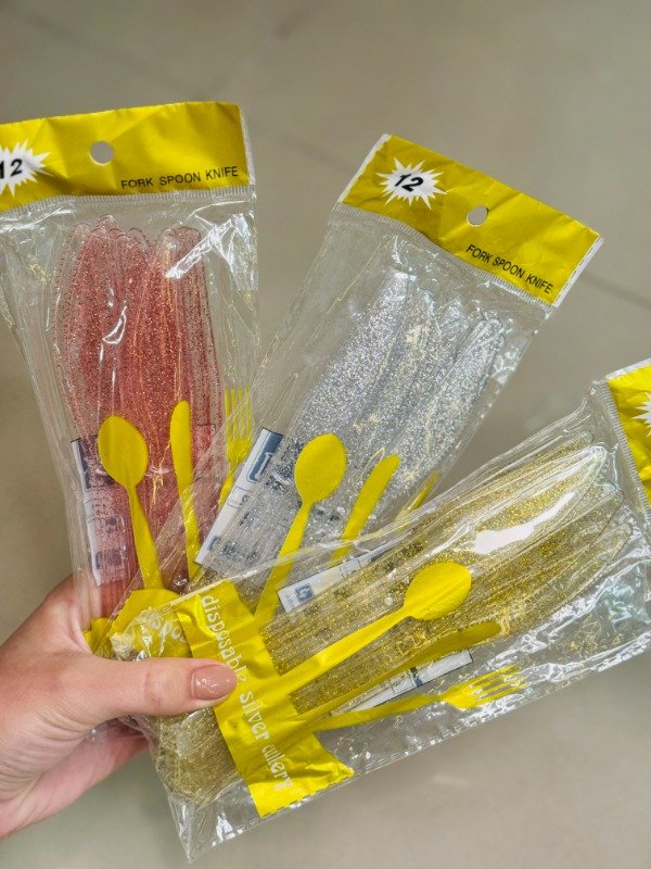Producto - Cuchillos plásticos glitter x12u