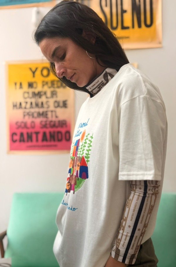 Producto - Remera Lo personal es político - Cadena Nacional By Lu Manchado - 3