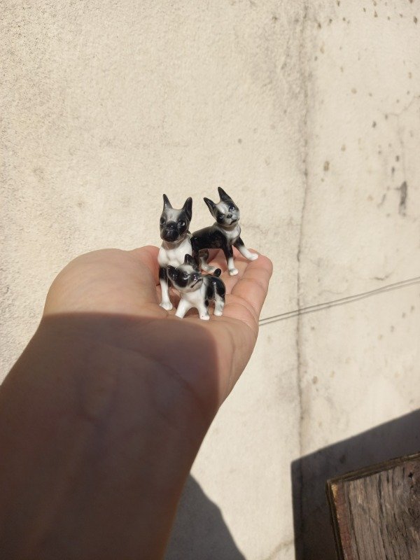 Producto - Tres bulldogs francés miniatura porcelana