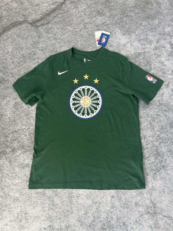 Producto - Detroit Pistons Nike City Edition T-Shirt