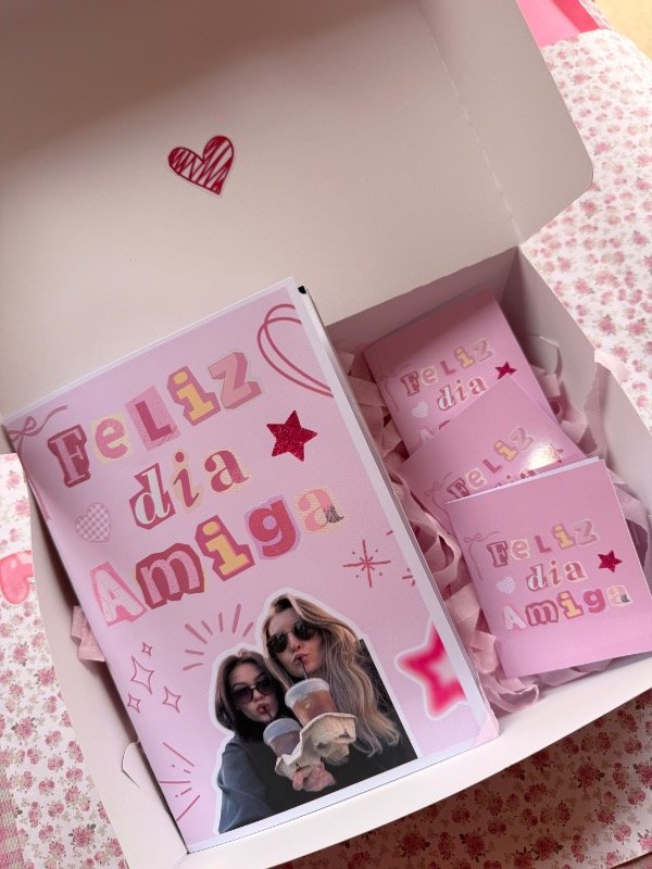 Producto - Álbum de figus día del amigo