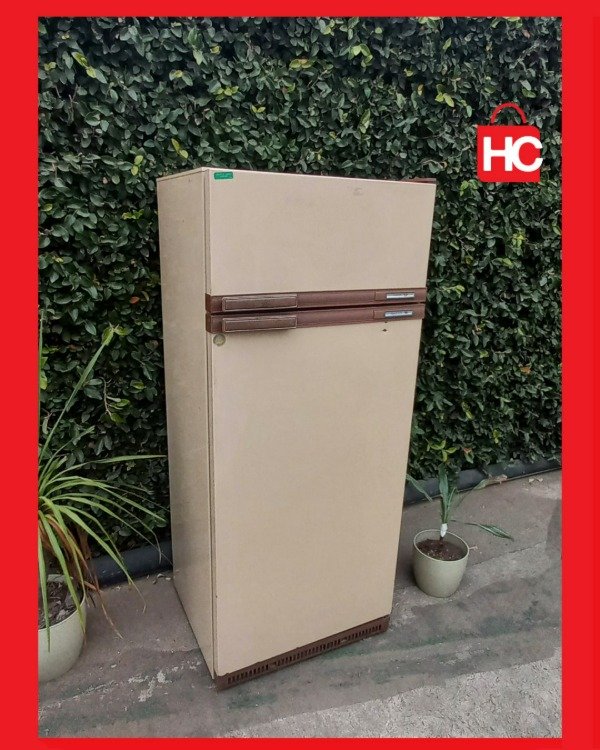 Producto - Heladera de 2 puertas con congelador Saccol Súper fiel y cumplidora - 1