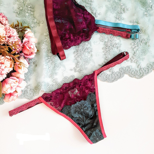 Producto - Conjunto de corpiño triangulo y tanga cola less en puntilla bordo Cod A7-22