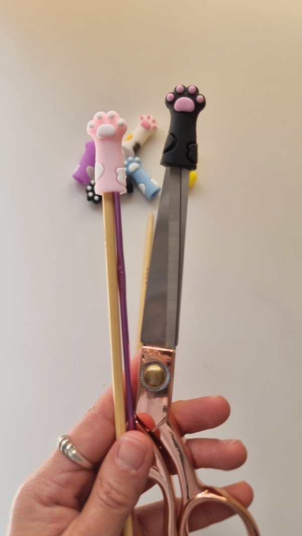 Producto - Tapa protectora de TIJERA y AGUJAS/ GARRA