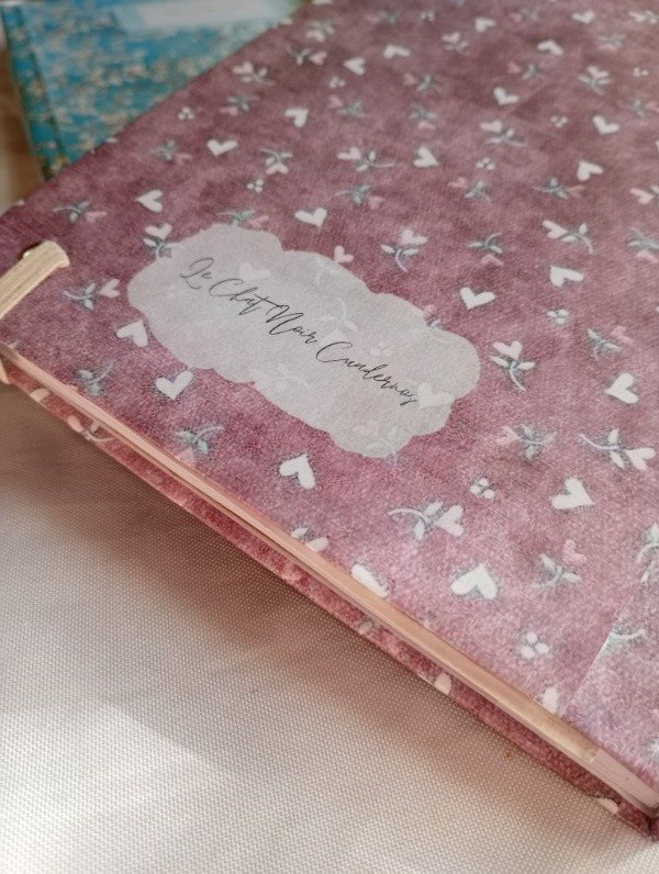 Producto - SketchBook A5 corazones rosa - 4
