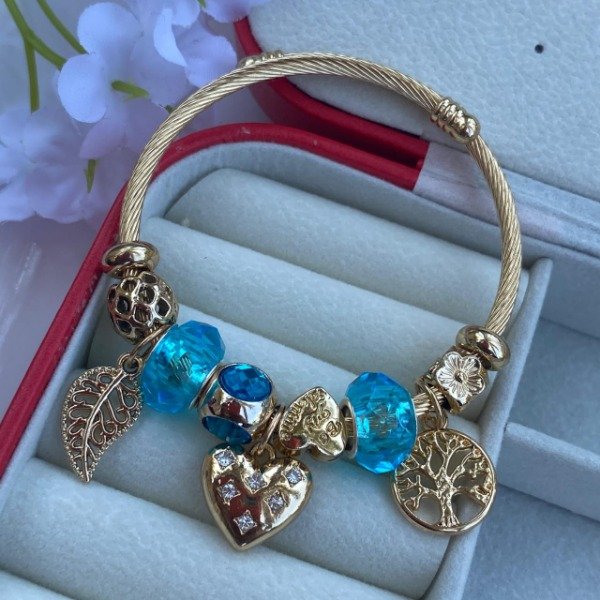 Producto - Brazalete acero dorado corazón y árbol de la vida