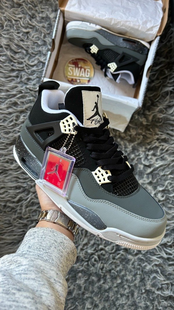 Producto - JORDAN RETRO 4 FEAR - 0