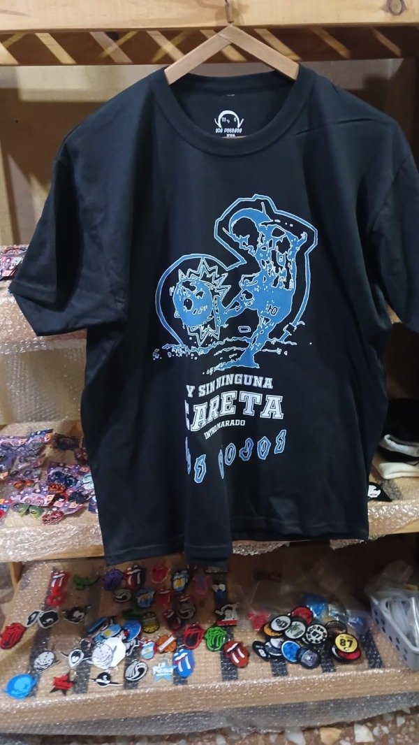 Producto - Remera los piojos marado (y sin ninguna careta)