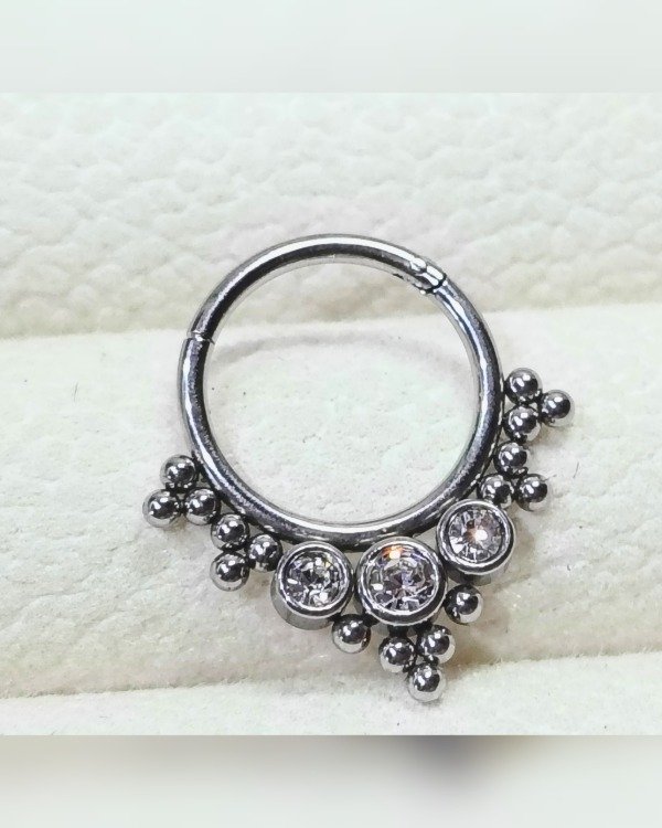 Producto - AQ Septum. Tibetano 3 Strass