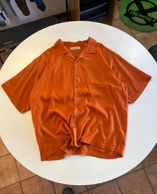 Producto - Camisa Tommy Banana Orange Seda (XL)