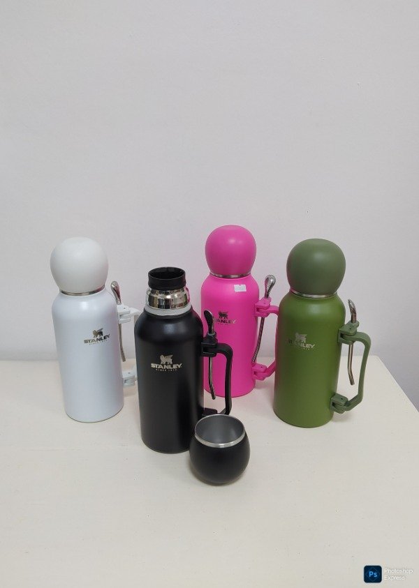 Producto - Termo 1litro con tapa que se hace mate, incluye bombilla, acero inoxidable