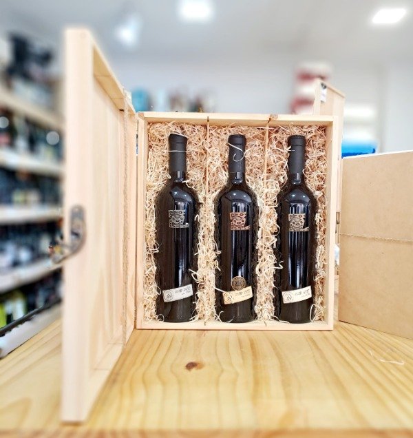 Producto - Caja de madera tapa con herraje 3 vinos La Puerta gran reserva