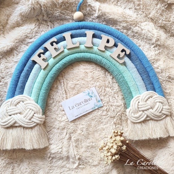 Producto - Arcoiris Macramé con nubecitas - Azules y aquas