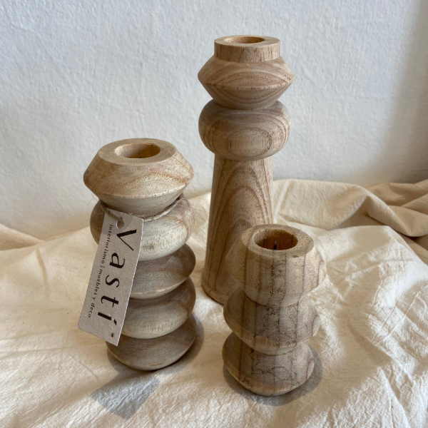 Producto - SET X3 CANDELABROS MADERA