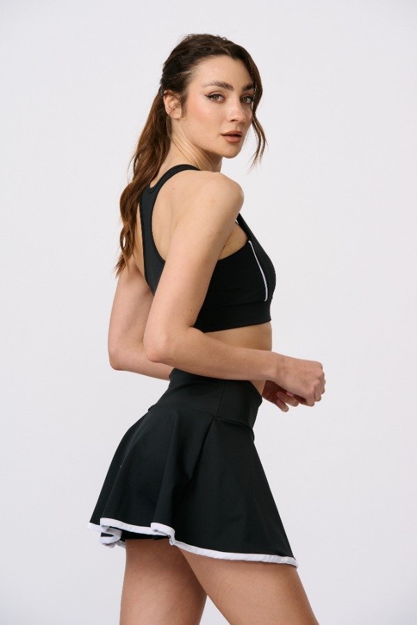 Producto - POLLERA/SHORT NEGRA