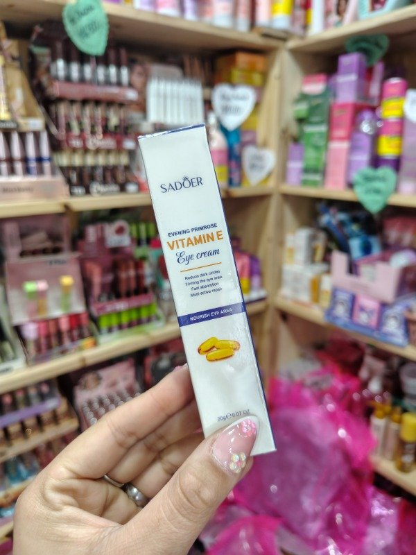 Producto - Contornos de ojos Vitamina E