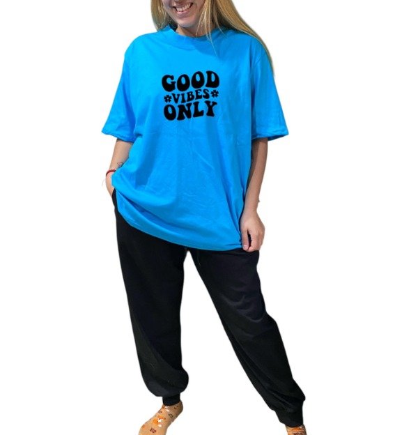 Producto - PIJAMA MANGA CORTA CELESTE