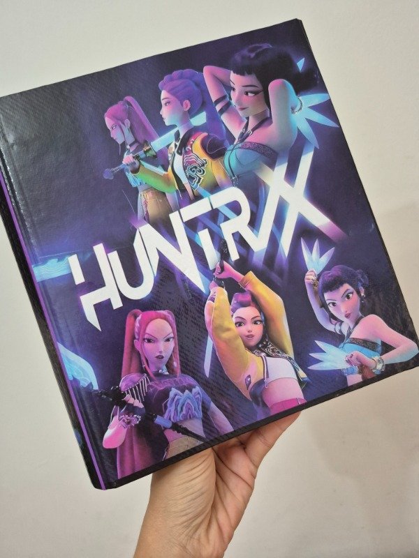 Producto - Carpeta N3 Huntrix