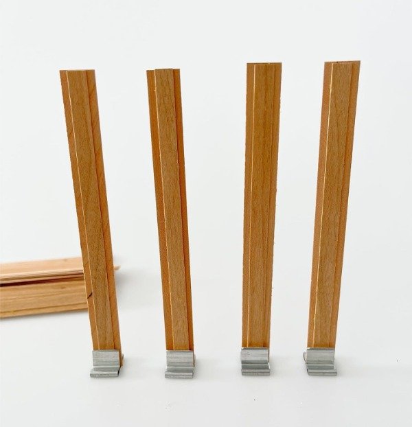 Producto - Pack x50 porta pabilo de madera cuadrado metal - 5