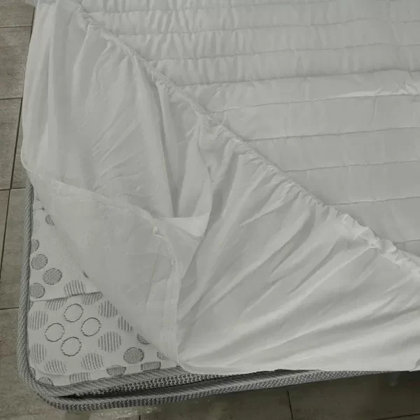 Producto - Cubre Colchón Tipo Sábana Ajustable - 14