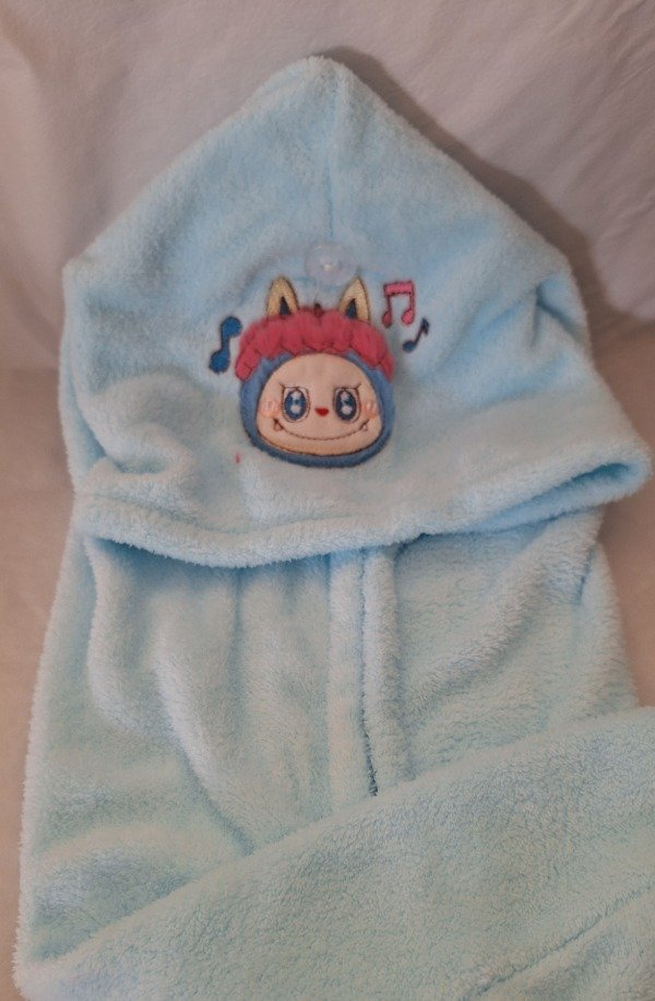 Producto - Capucha salida baño Labubu