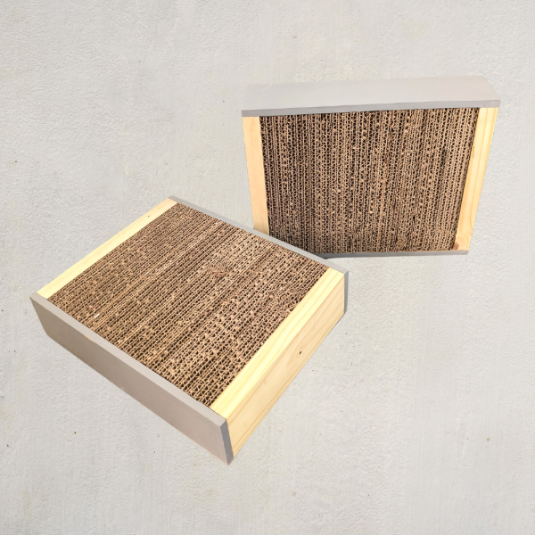 Producto - Rascador con cartón - Recargable