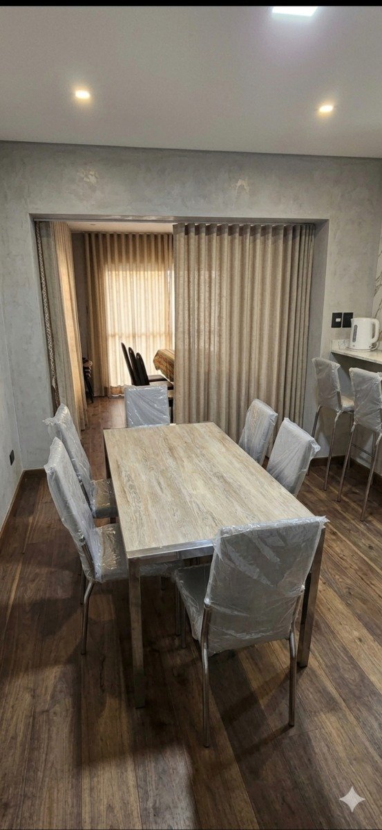 Producto - Mesa Copenhague 1.60x0.80m/ Sillas Sevilla tapizado PREMIUM CROMADO - 3
