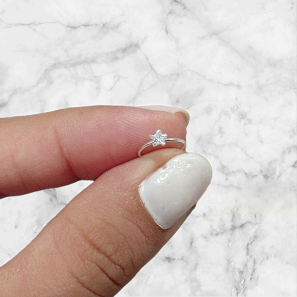 Producto - Piercing/ Argolla estrella 1cm 300078