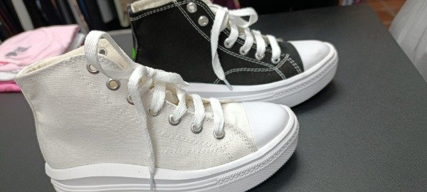 Producto - ZAPATILLA BOTITA