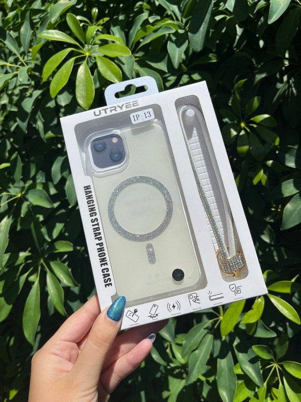 Producto - Funda magsafe con straps de brillos plateada