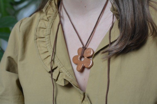 Producto - Collar Lodo