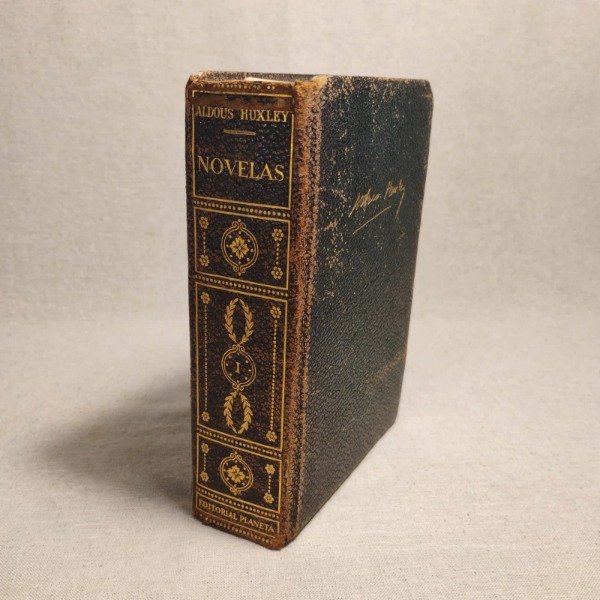 Producto - Aldous Huxley, novelas/1ra Edición/Ed. Planeta, 1957.