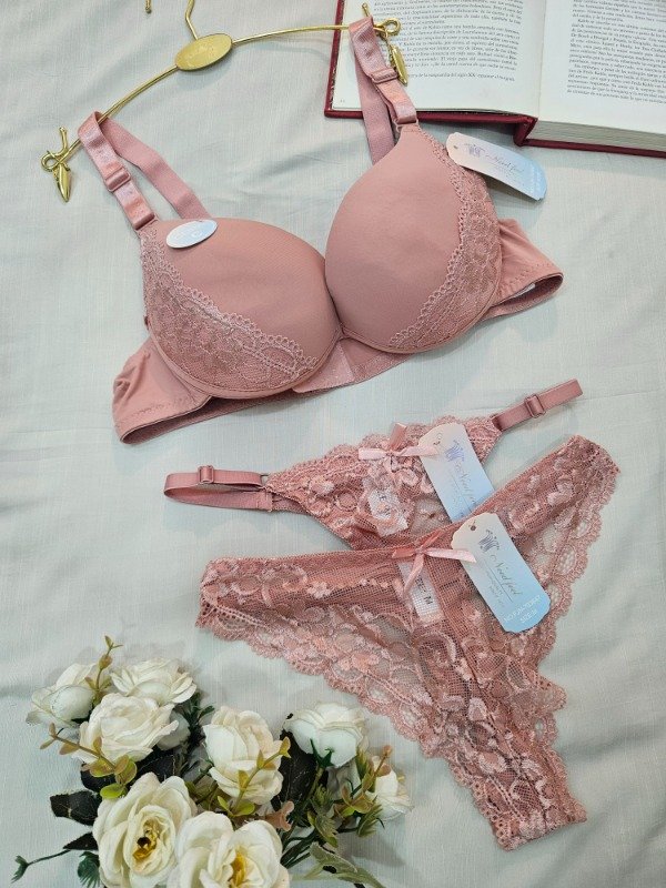 Producto - CONJUNTO IMPORTADO + 2 BOMBIS ROSA CLARO(A36 C)