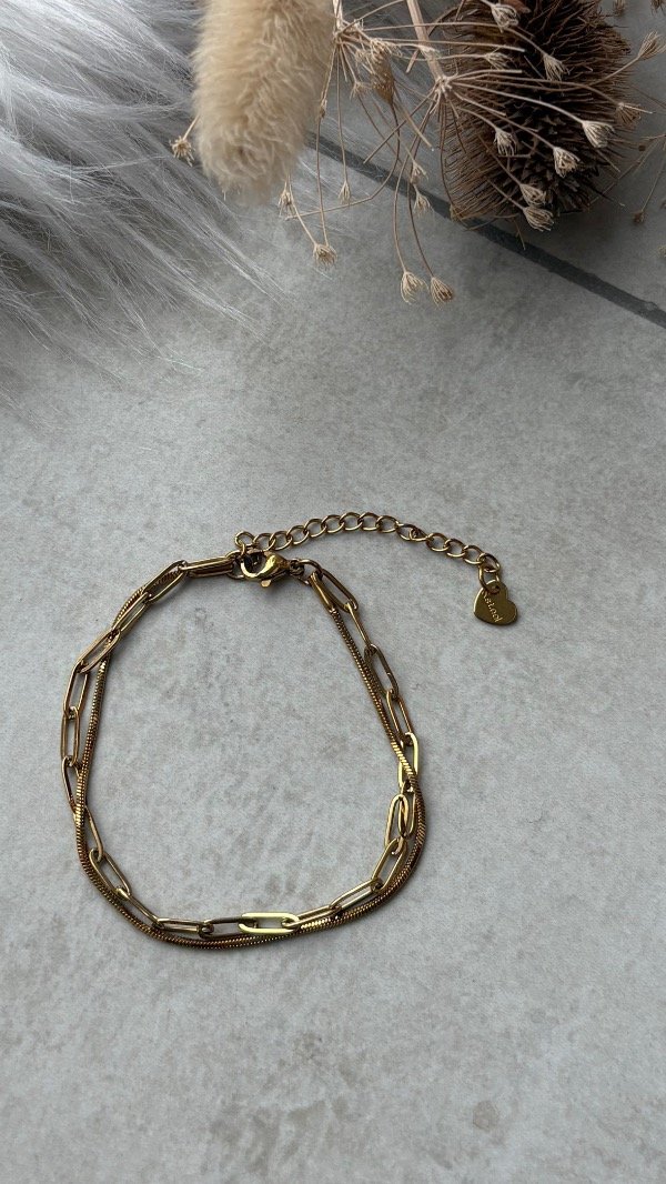 Producto - Pulserita dorada de acero dorado