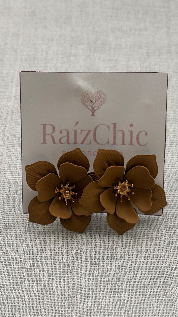 Producto - Aros Renata Tostado