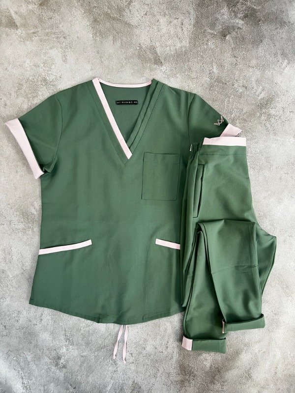 Producto - SELVA (Verde detalle Rosa)