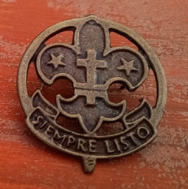 Producto - CUCARDA METALICA