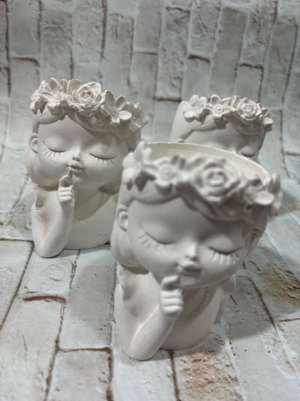 Producto - Nena yeso maceta o porta vela