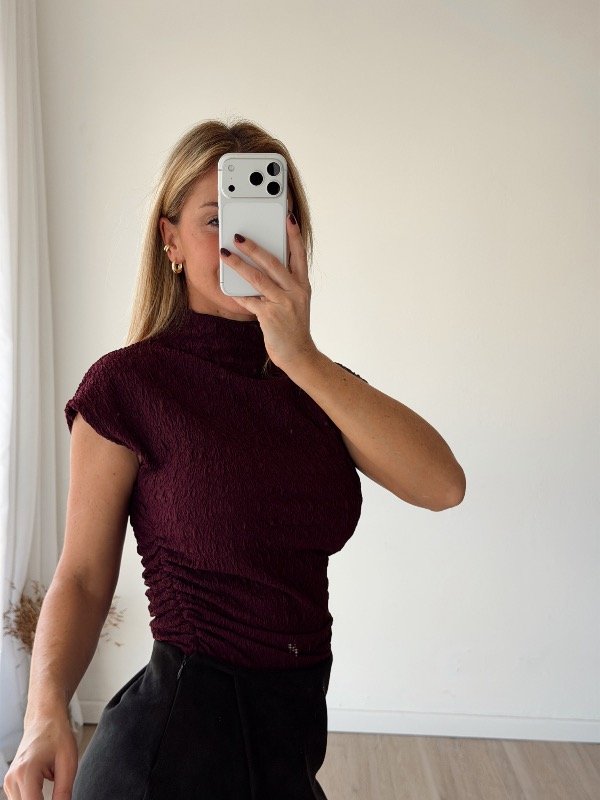 Producto - MUSCULOSA ARRUGADA MEDIA POLERA