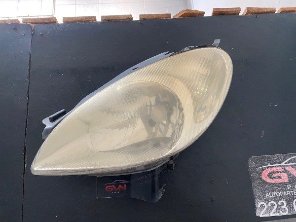 Producto - Optica delantera izquierda Citroen Xsara Picasso