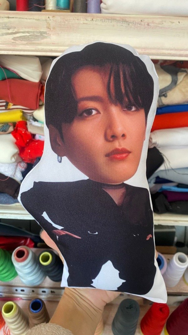 Producto - Muñeco Jungkook BTS 02