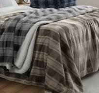 Producto - FRAZADA ESCOCIA CON CORDERITO TWING - 1