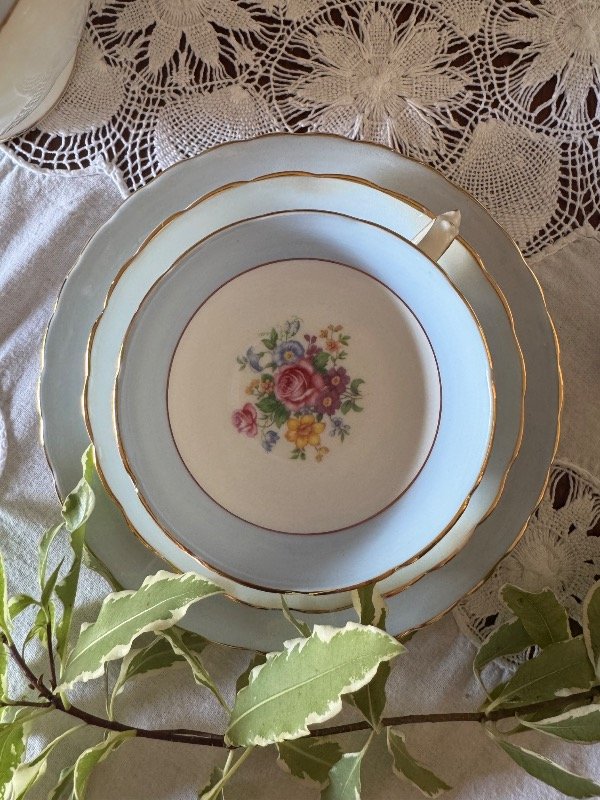 Producto - Trío de té Tuscan Bone China England oferta