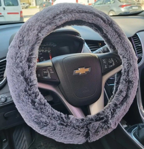Producto - CUBRE VOLANTE DE FELPA PELUCHE GRIS PELO LARGO ULTRA SUAVE