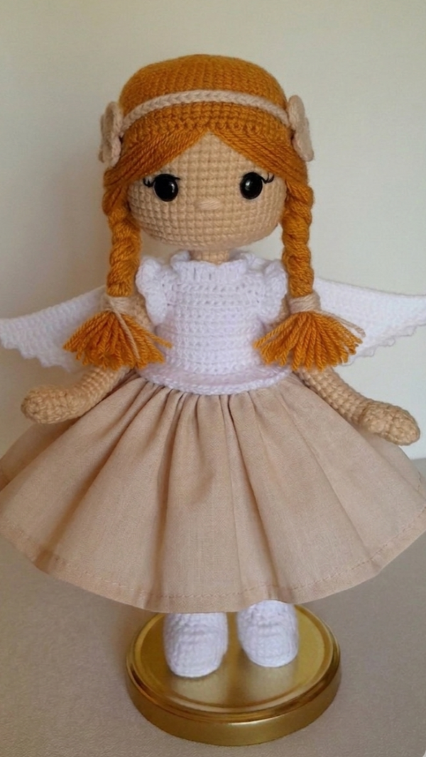Producto - Tina, la Muñequita Alada en Beige Arena