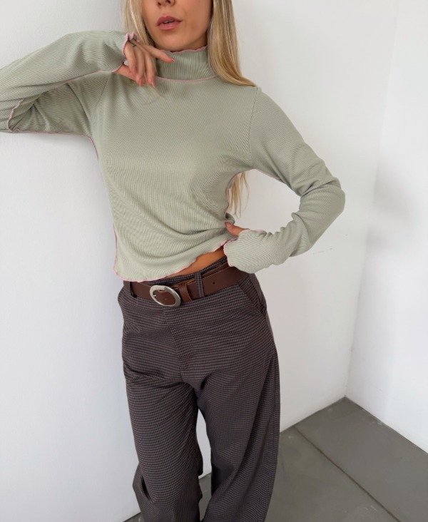 Producto - POLERA ENVER MINT