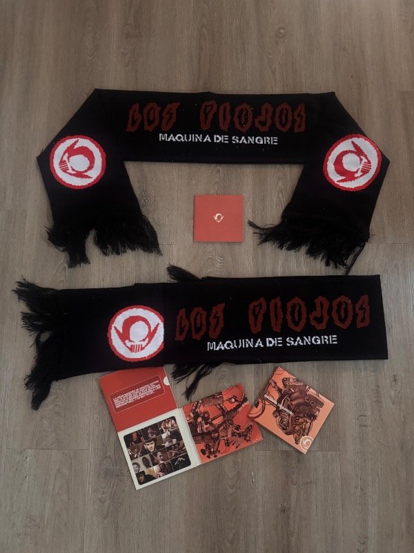 Producto - BUFANDA LOS POJOS MÁQUINA DE SANGRE