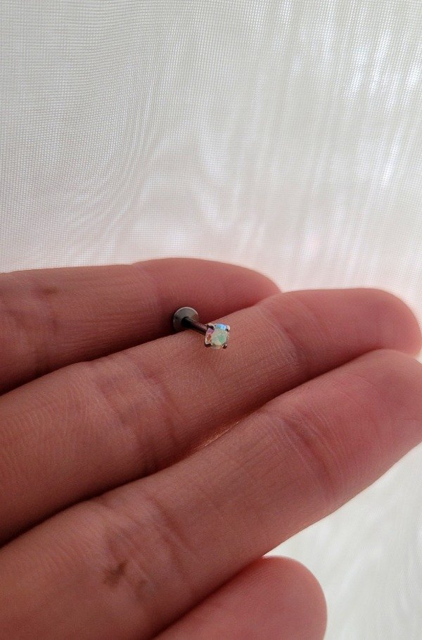 Producto - Piercing labret cúbic engarzado tornasol mini AQ