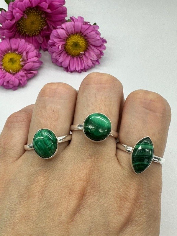 Producto - Anillo de Piedra Malaquita Baño en Plata Regulable