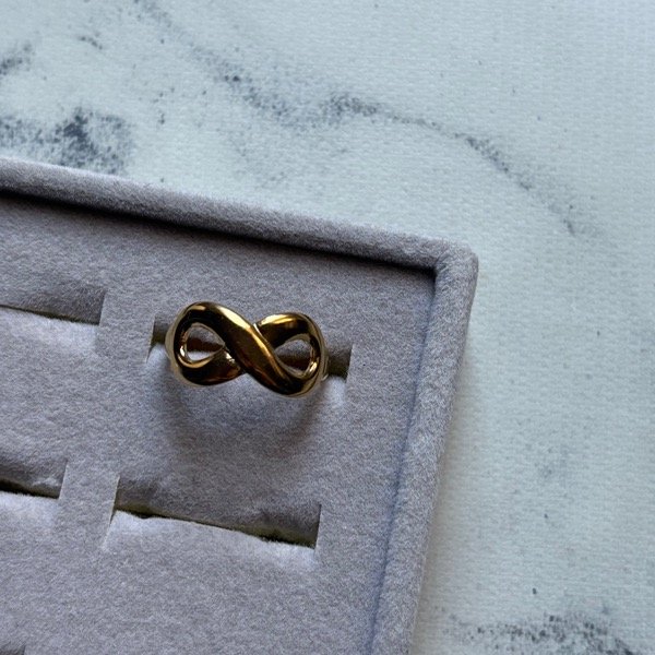 Producto - Anillo infinito T18